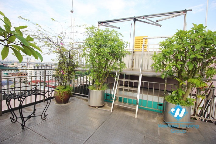 Rooftop with big terrace Studio for rent in centre of Hoan Kiem